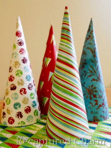 [Paper Cone Party Favor Place Cards 011a[8].jpg]