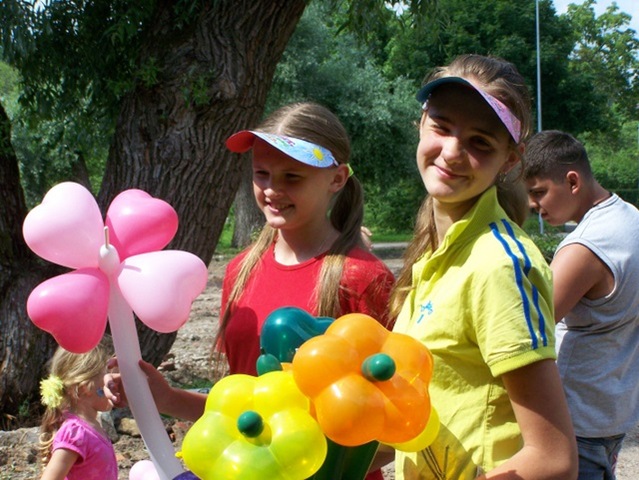 [100_48162.jpg]