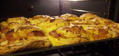 [pizza-rolls 023[5].jpg]