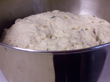 [roasted-potato-garlic-bread 008[4].jpg]