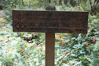 Rainbow Town Trailhead Marker Photo