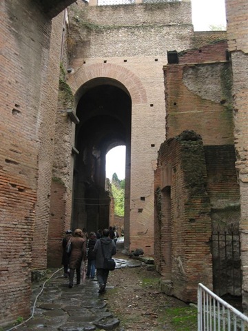 [Roma_Domus tiberiana[4].jpg]