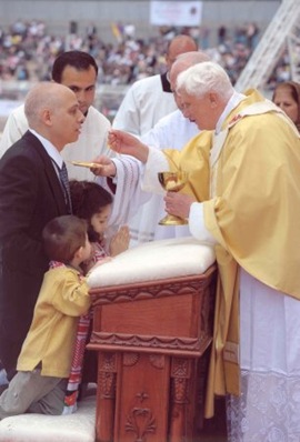 comunione-in-ginocchio