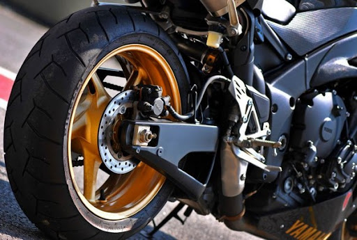 Yamaha YZF R1 2011