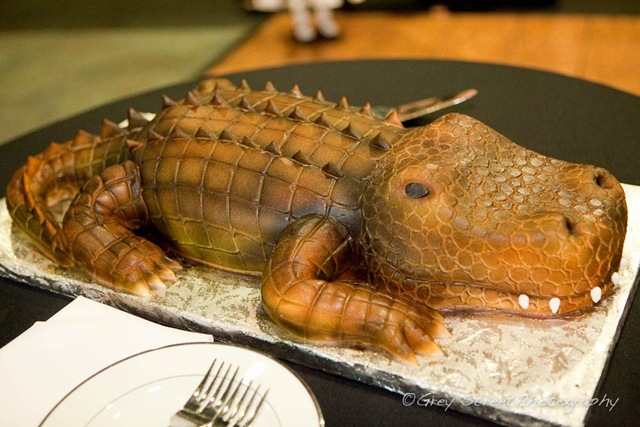 [Alligator Grooms Cake[5].jpg]
