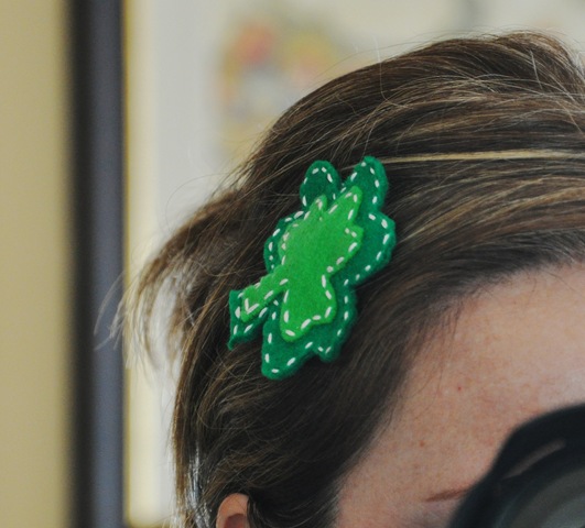 [shamrock clip 043[3].jpg]