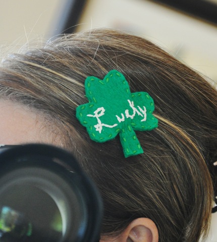 [shamrock clip 041[3].jpg]