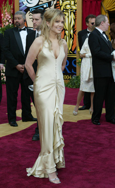 Alison Krauss at the 2004 Oscars