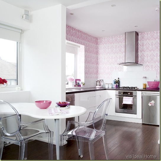 pink-kitchen-dineridealhome