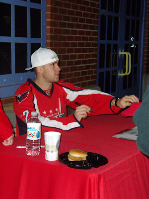 Love this guy! Wish he wasnt wearing the hat, though.