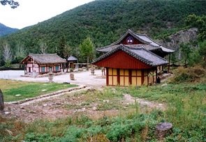 Gunwi Ingaksa temple site from a distance