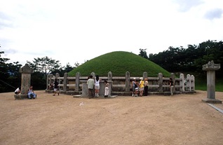 Gyeongju Kim Yusin's Tomb  tomb mound