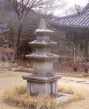 [Daegu Three-storey Pagoda in Yugasa Temple[5].jpg]