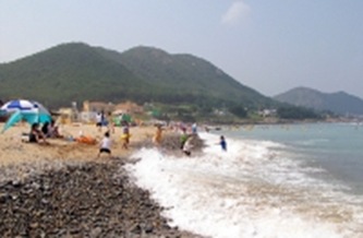 Pohang Hwajin Beach 01
