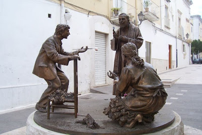 Manfredonia, Monumento a Padre Pio da Pietrelcina