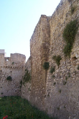 Manfredonia, Antiche mura
