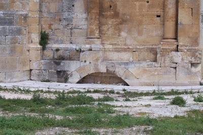 Manfredonia, Basilica di S. Maria di Siponto