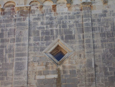 Manfredonia, Abbazia di San Leonardo