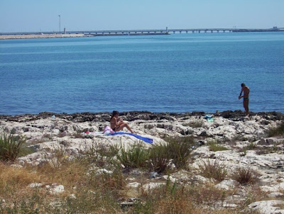 Manfredonia, Al bagno sulla scogliera