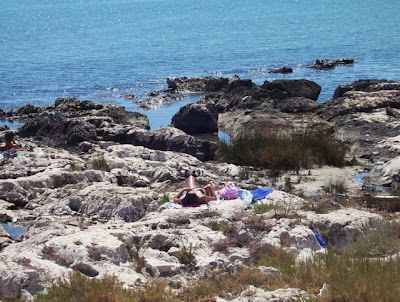 Manfredonia, Al bagno sulla scogliera