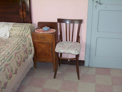 Manfredonia, Mobili antichi