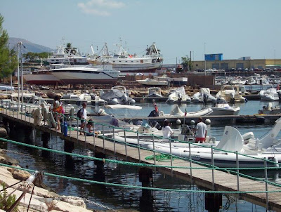 Manfredonia, Barche nel porto