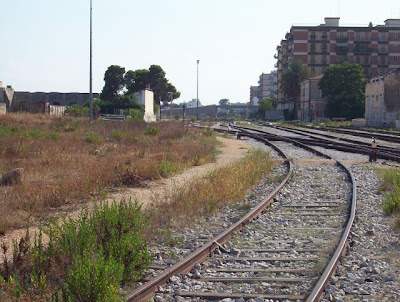 Manfredonia, Binari presso la Stazione Campagna