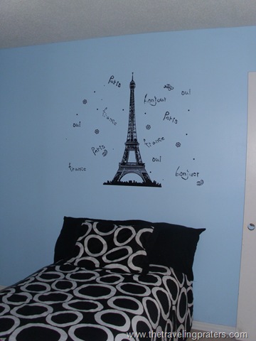 [chelseas bedroom 073[8].jpg]