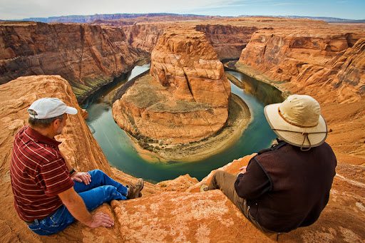 "Horseshoe Bend Spotters" - Bruce Straits