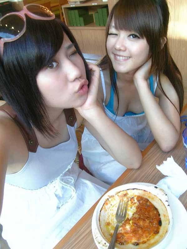 [image-15A7_4AAAAC1A[2].jpg]