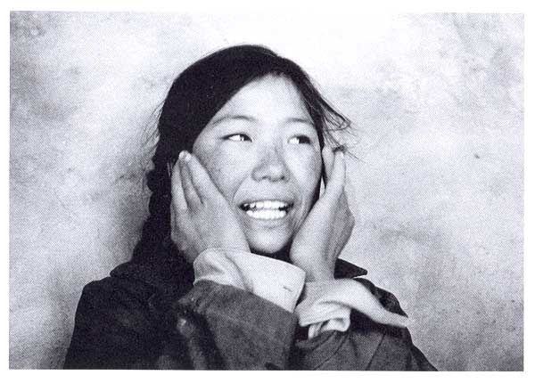 [In un villaggio del Tibet centrale 1986[3].jpg]