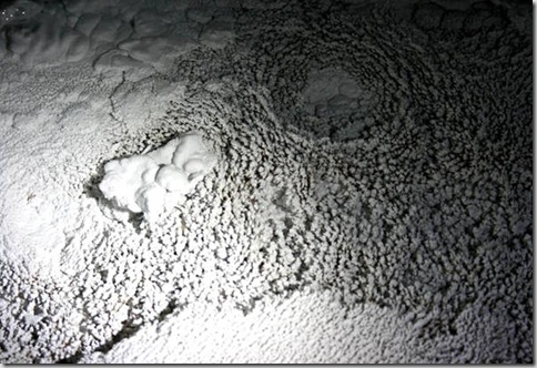 DA VITTORIANO VANCINI - Inverno: suolo, solidificazioni calcitiche in acqua