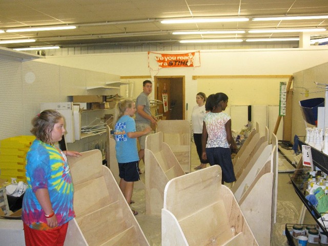 [2009-06-030078 resized[3].jpg]