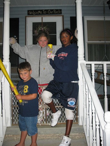 [2009-07-030004 holiday world trip resized[6].jpg]