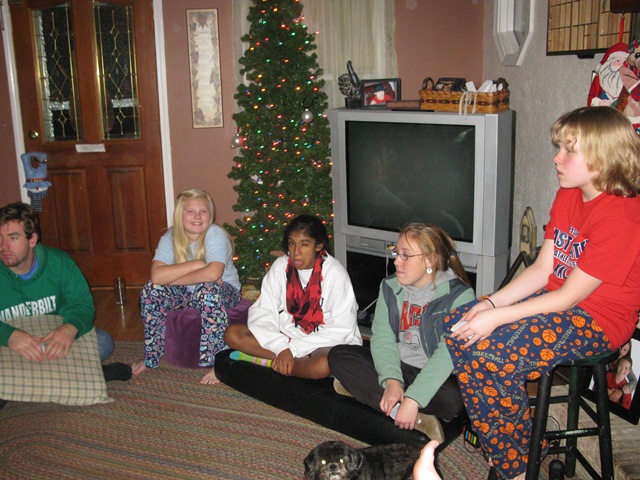 [sleepover parade 096.jpg]