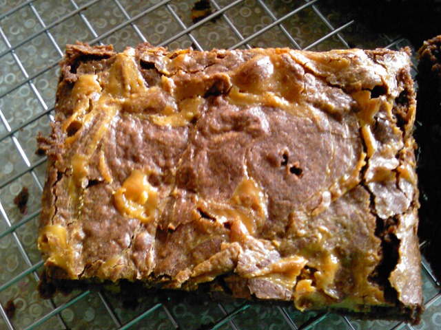 [Dulce De Leche Brownies 013[3].jpg]