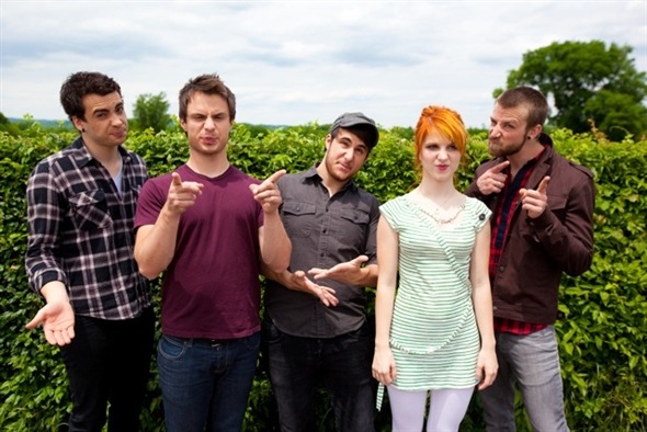[paramore bne[3].jpg]