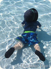 gus chilling underwater gus chilling underwater