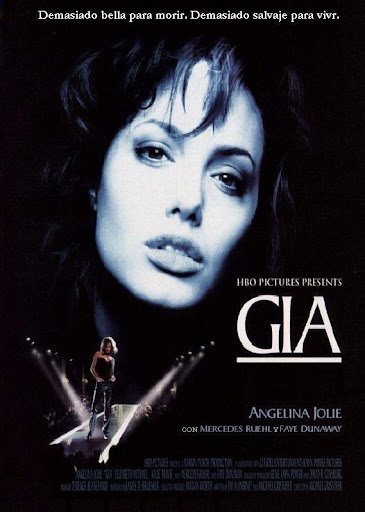 kylie travis photo kylie travis