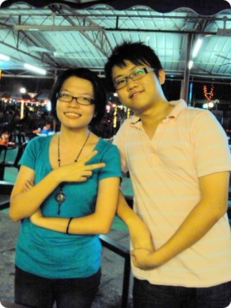 6M class gathering 2009-Mun Yan and Yee Yew 6M class gathering 2009-Mun Yan and Yee Yew