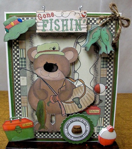 [Fishing Bear and Tackle Box[5].jpg]