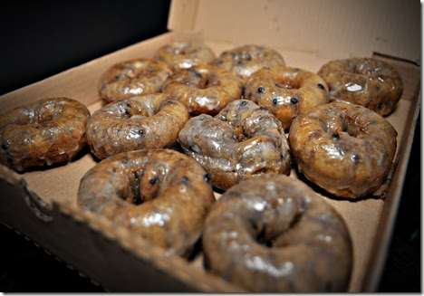 GameOverFood: M&M Donuts in Anaheim, CA