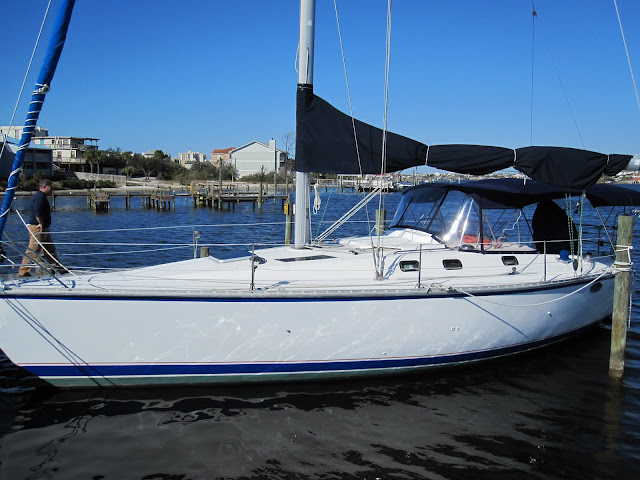 1987 Hunter 37
