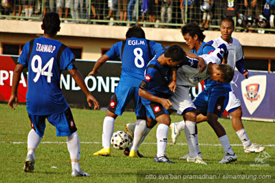 Pelita Jaya vs Persib 2010