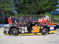 #39 Shane Gowan and crew at Sunset Speedway, July 3, 2010