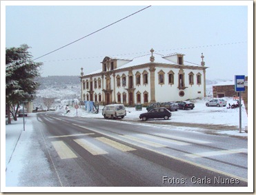 Solar dos Pimenteis na neve Solar dos Pimenteis na neve