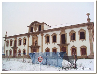Casa grande com neve Casa grande com neve