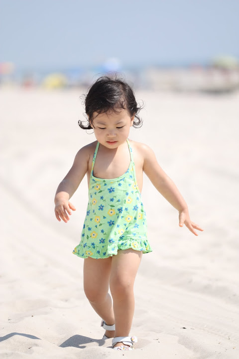 IMAGE: http://lh4.ggpht.com/_w9jT_GnjZSc/S6k1_q1oR2I/AAAAAAAAAQk/b8coDomXoUA/s720/IMG_4782.JPG