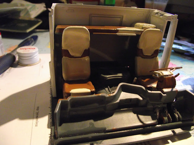 2010_1124model0007.JPG
