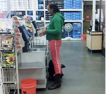 weird people walmart 3